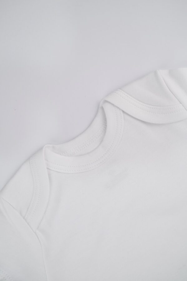 Body Manga Corta Niño Blanco Cremoso